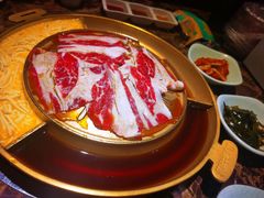 双层肥牛-猪啊牛呀羊啊铜盘烤肉(正大广场店)