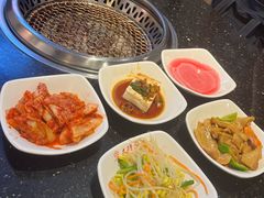 -木槿花韩式炭烤·熟成肉工坊(孙文东路店)