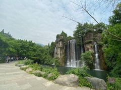 -峨眉山报国寺