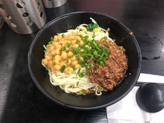 -丽影重庆小面(定西路店)