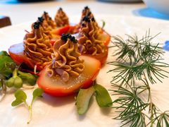低温烟熏鹅肝酱鸽子蛋&nbsp;(-三利音·东方司宴(外滩店)