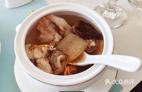Morel Mushroom, Golden Ear and Bamboo Sponge Stew