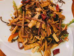 -小厨子私房菜·云南美食店
