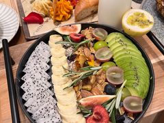 -Mark&Mars Restaurant