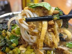 -靓姐南宁蒲庙生榨米粉(晓港湾店)