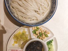 炸酱面-北平楼·烤鸭·北京菜(牡丹园店)