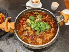 -万重锦·人文川菜馆(骡马市店)
