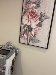 -颜加一•趣爱眼·科技美容养生