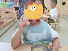 -好奇星国际托育(金地自在城校区)