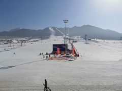 -丝绸之路山地度假区滑雪场