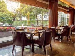 -岷山饭店-芝芝自助餐厅