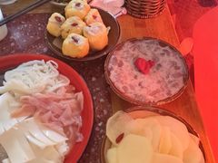 -赵美丽·重庆社区火锅·直营店(火车东站·中豪国际店)