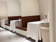 -晶雅花园西餐厅(南京首店)
