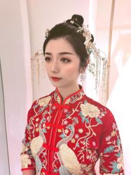 -艾米丽婚纱礼服