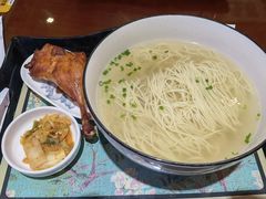 -百年老字号·观振兴蟹黄面·三虾面·苏式面(观前街富仁坊巷店)