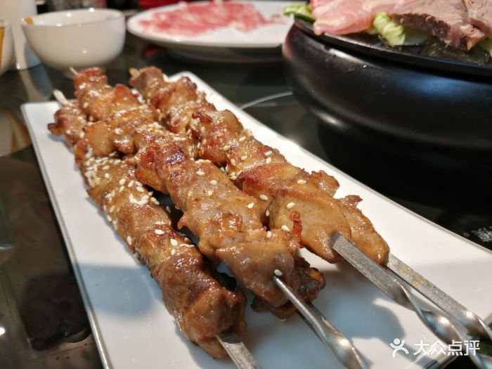 小肥羊(高德置地春广场店)羊肉串图片 - 第1张