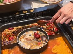 -老牌坊云南鱼豆花火锅(哈西万达店)