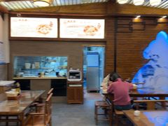 -笑来喜馄饨小笼工坊店(湖滨街店)
