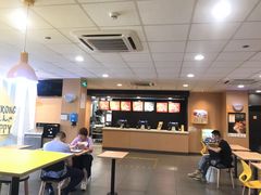 -麦当劳(石坝服务区店)