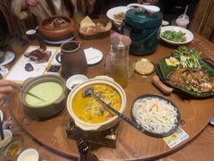 -老滇山寨•云南特色菜•地方菜•民族风情歌舞表演(金碧店)