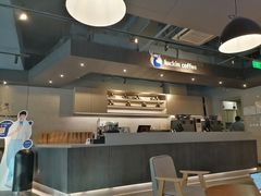 -瑞幸咖啡(1+1大厦店)