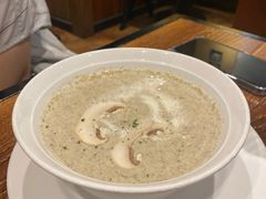 奶油蘑菇汤-安妮意大利餐厅(世贸天阶店)