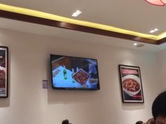 大堂-胡大饭馆 24h(簋街总店)