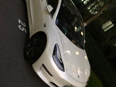 -TESLA 特斯拉(上海太古汇体验店)