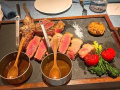 T骨牛排-弦月窗LUNETTE BY AMANDA(复兴路店)