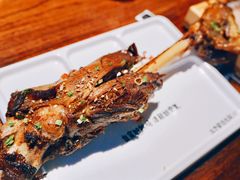 烤羊腿-三个蒙古大叔羊肉串(大宁店)
