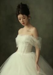 -Lady  Jane高端婚纱礼服馆