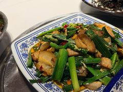 -乡土特色.冷锅鱼.牦牛肉汤锅