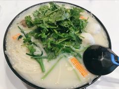 -肥汁米蘭香港米线(长宁来福士店)