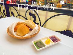 -塞纳河法国餐厅(意式风情街店)