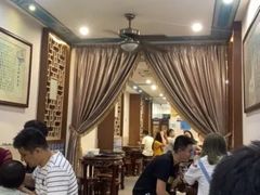 等位区-仁信老铺甜品(北京路店)