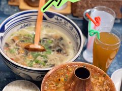 -蜗牛小馆醉乡民谣云南菜(惠新西里店)