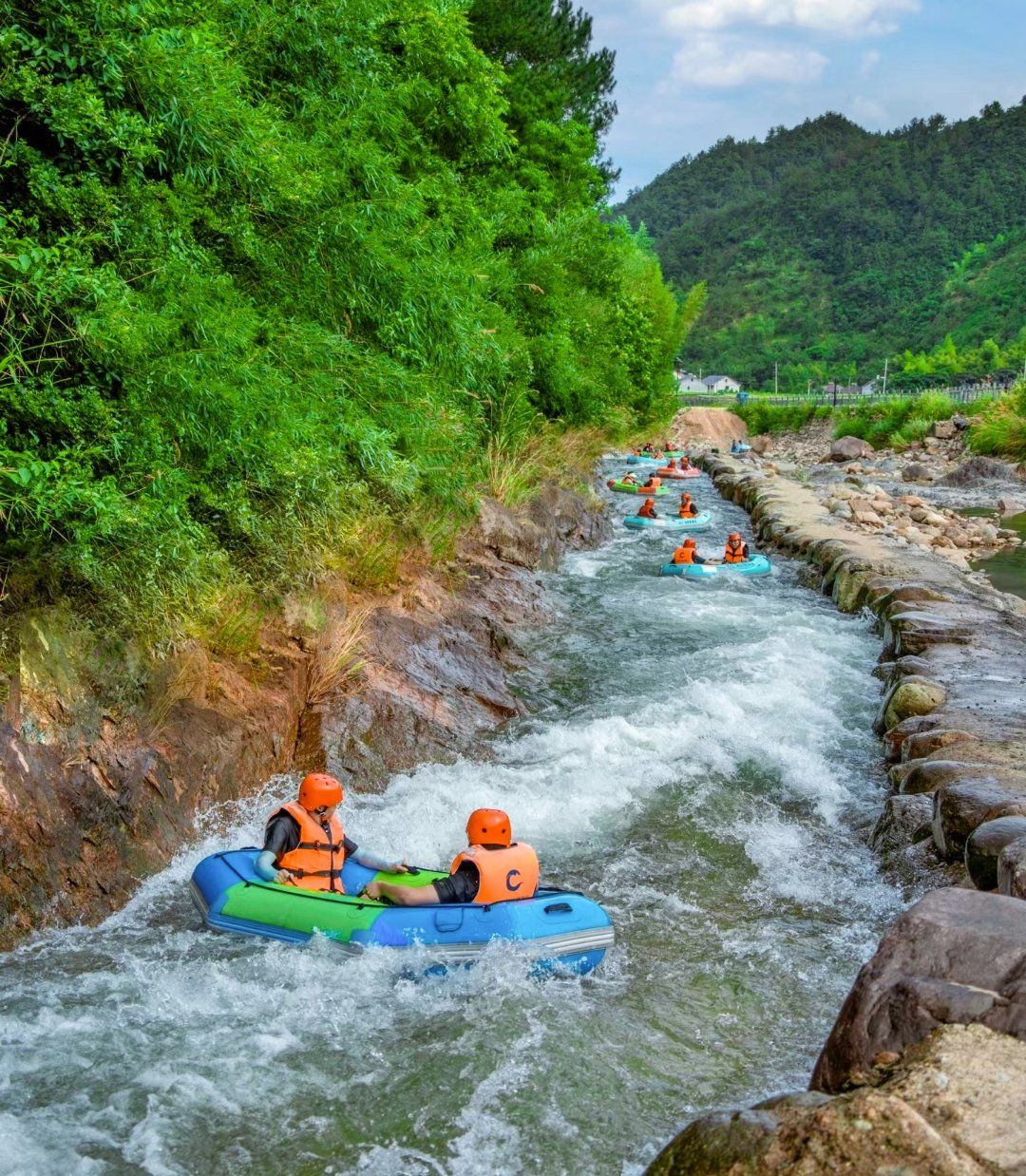 水里的自在漂流