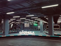 -e赛道卡丁车