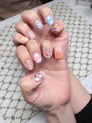 -UGIRL有个美甲