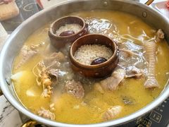 -朴小妹人参鸡汤火锅(长白山万达店)