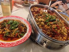 -牟记江湖重庆地标特色菜鱼蛋海鲜羊蝎子(巴南区黑金冠十多年好店)