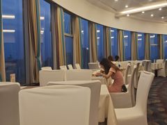 -东方豪景花园酒店·怡景旋转餐厅