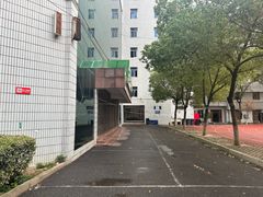 -武汉市武珞路中学