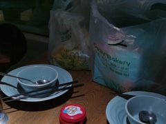 -蜜桃餐厅·伴山(湖滨商业街店)