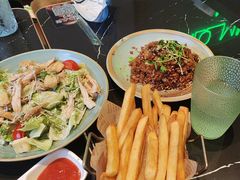 -DEEP·美式餐吧(五棵松华熙LIVE店)