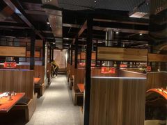 -山之屋炭火烧肉·生啤畅饮(大朗万科中央公园店)