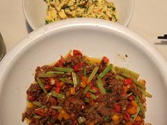 小炒黄牛肉-寻乡迹· 湖南家宴(竹坑店)