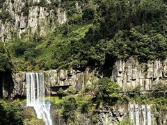 -刘伯温故里景区百丈漈