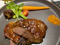 -10號公馆专业果木牛排餐厅