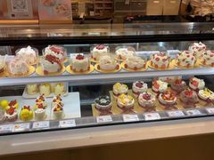 -花花卷卷·鲜食蛋糕(静安久光百货店)